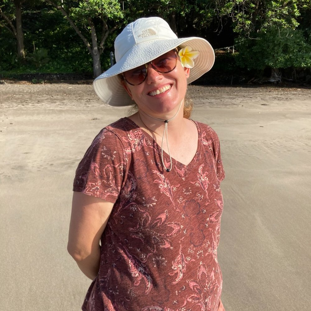 Meet your Posher, Lori